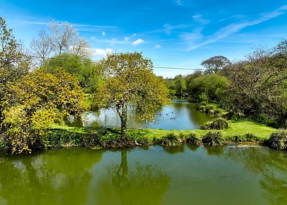 Meadow Lakes Holiday Park