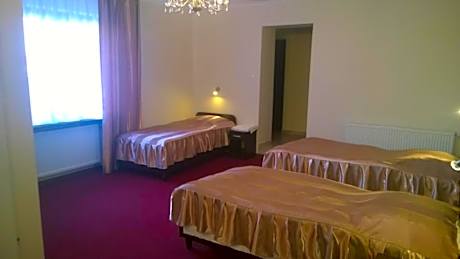 Comfort Quadruple Room