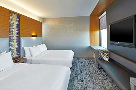 Queen Room with Two Queen Beds and Bathtub - Mobility Access/Hearing Accessible