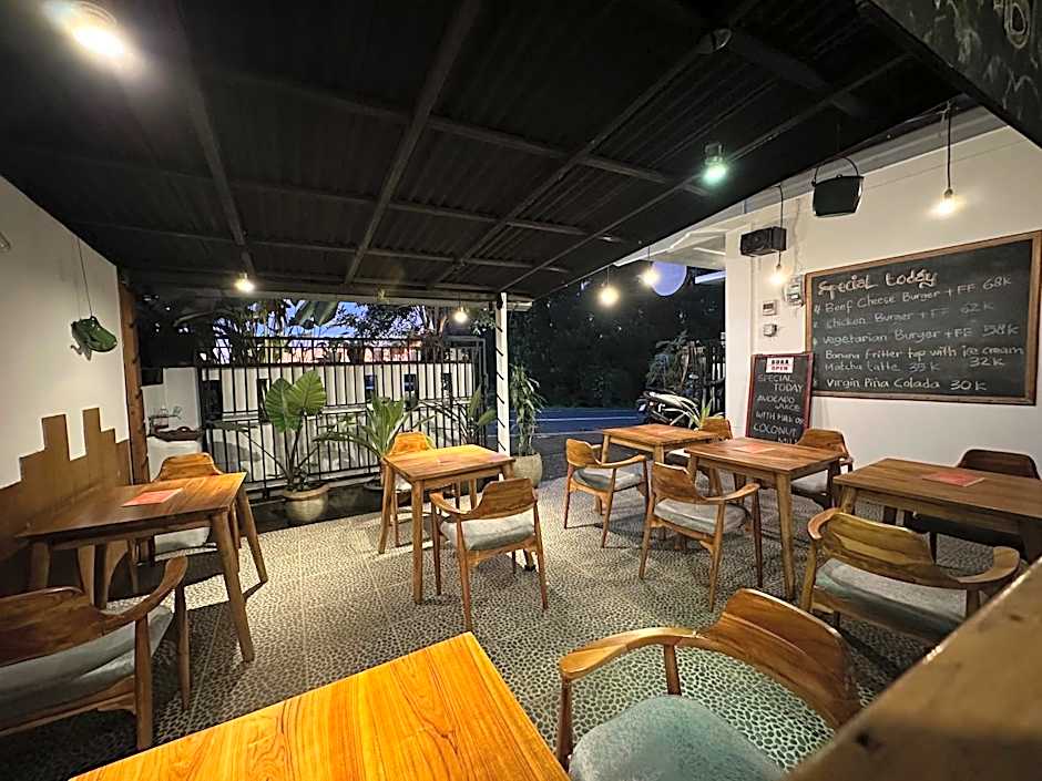 Dong Paloh Hostel