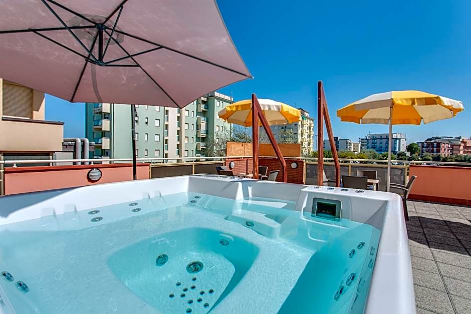 Hotel Joli