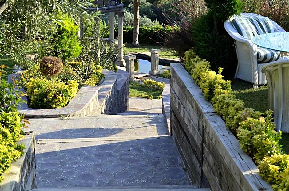 Assos Longevity Hotel