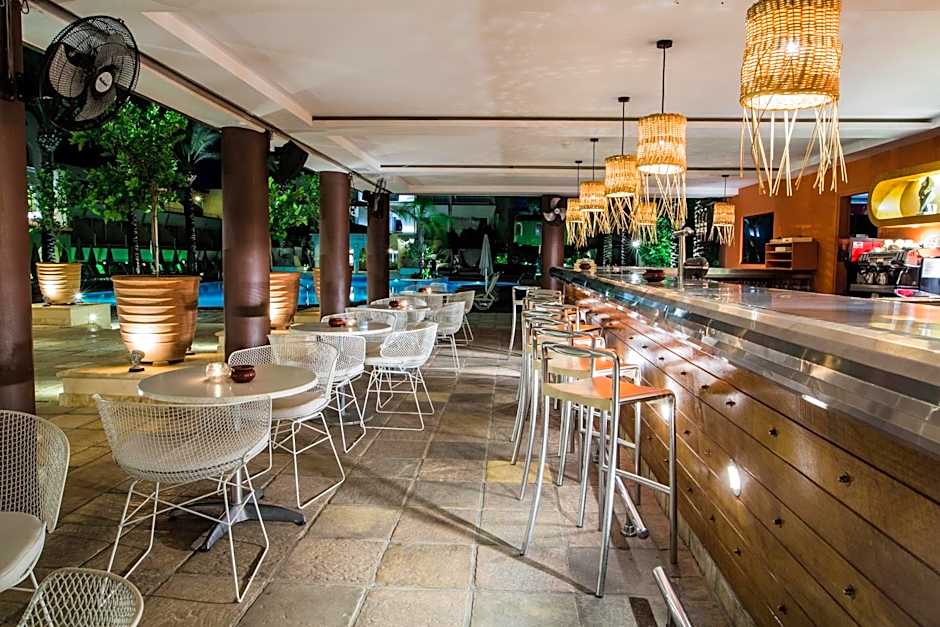 Napa Plaza Hotel (Adults Only)