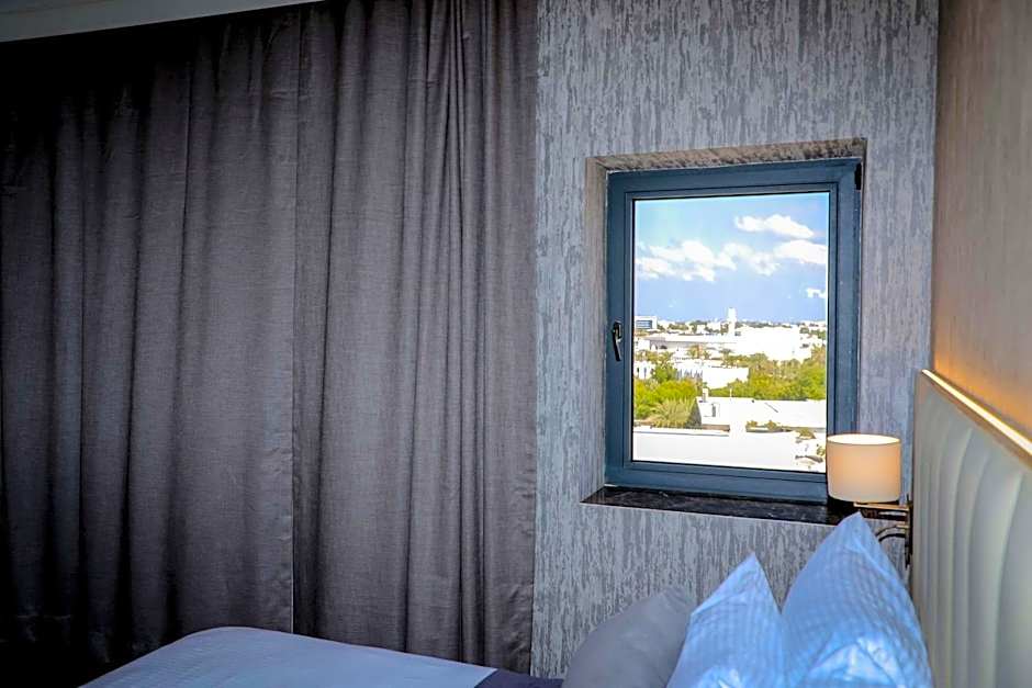 Best Western Premier DJ Hotel