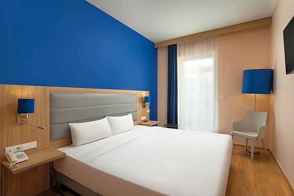 Akeah Verdi Budapest