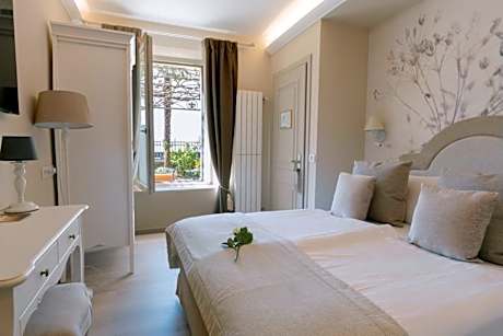 Superior Double Room with Patio