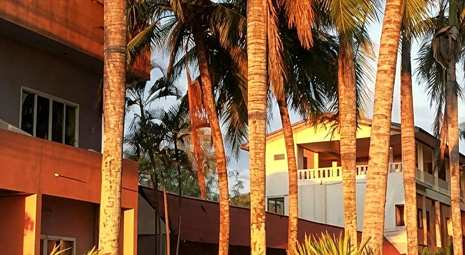 Jinta Hotel Nathon Beach