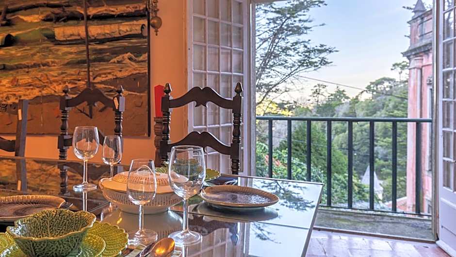 Sintra WOW - Unique double Smart Room in 17th century Palace! Hot tub, Snooker, BBQ, PS5, Sauna, Gym