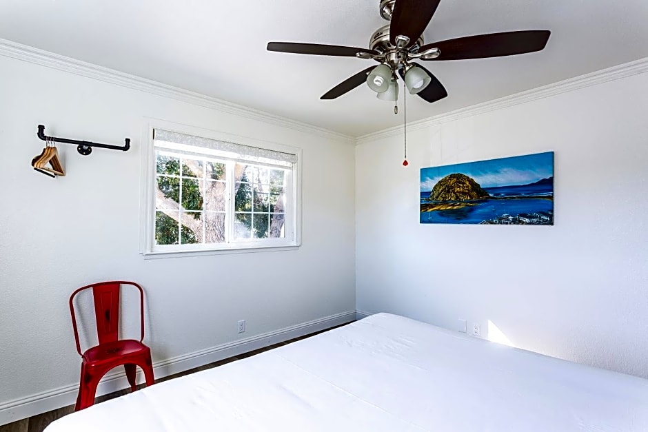 Coastal Breeze Inn