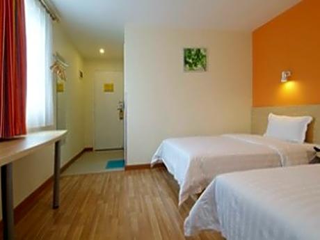 7 Days - Zizhu Twin Room