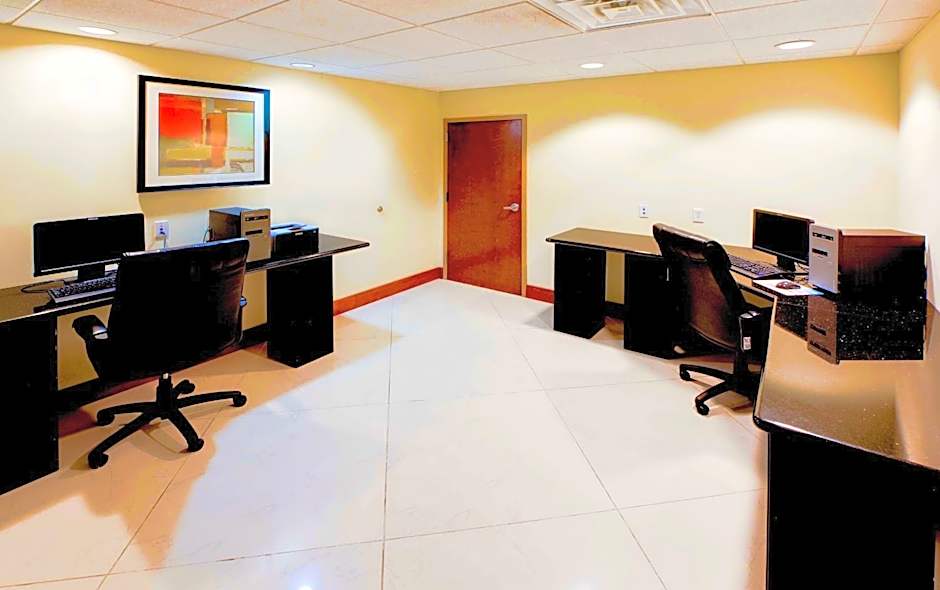 Hawthorn Extended Stay By Wyndham Kingsland