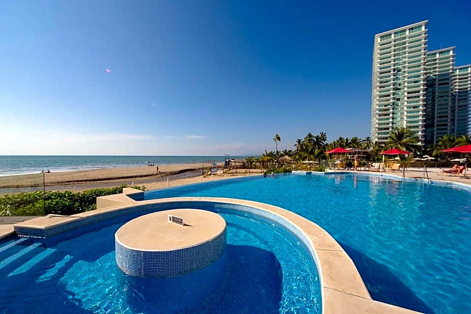 Grand Venetian Condominium
