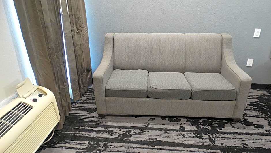 Regency Inn and Suites Humble