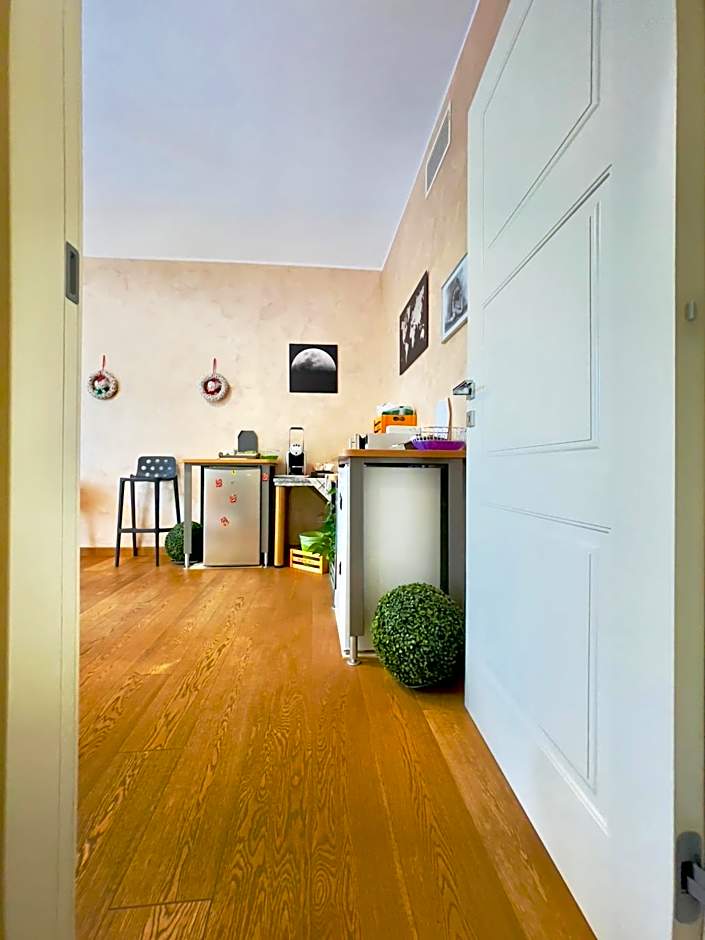 Smart-House Rent-Rooms FREE PARKING