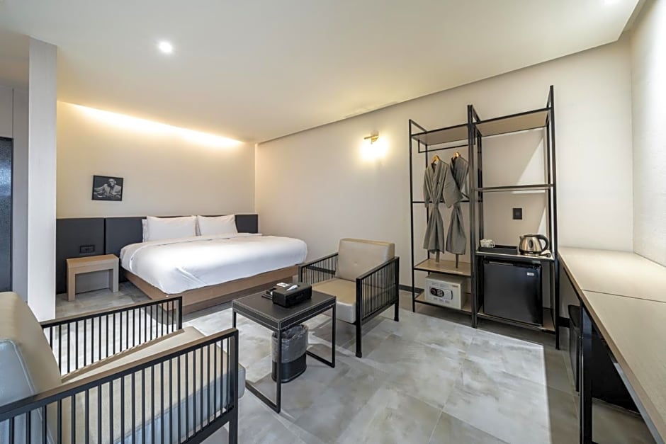Jeonju Jazz Around Hotel