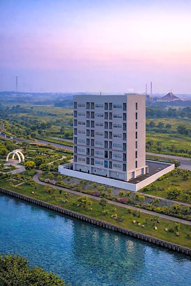 Photo 1 of 34 of ARTOTEL Casa Cikarang