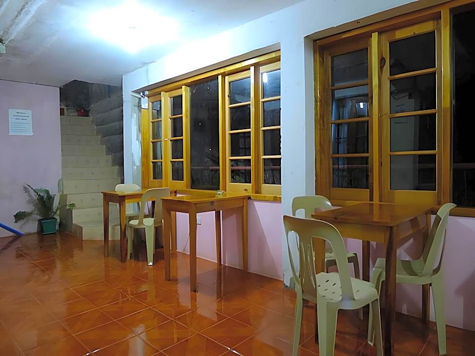 Kanip Aw Pines View Lodge