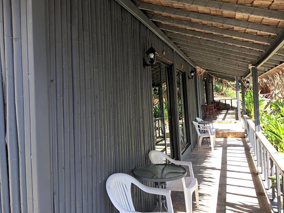 Phi Phi Sea and Hill