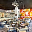 Hotel Zessa Santa Ana - a DoubleTree by Hilton