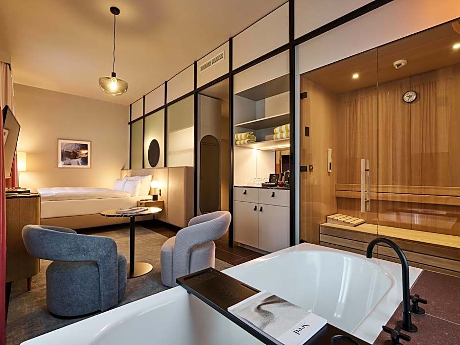 Urban Nature Bad Gastein - Badeschloss