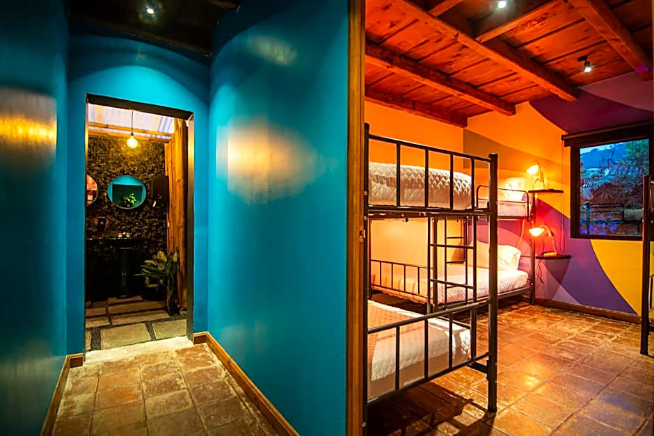 Yes Please! Hostel