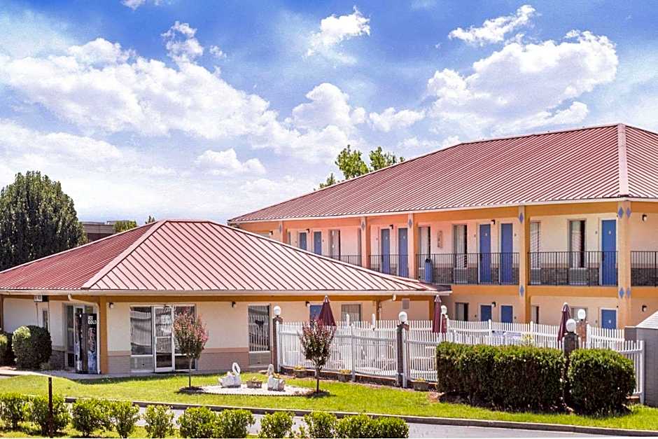 Days Inn by Wyndham Augusta Wheeler Road