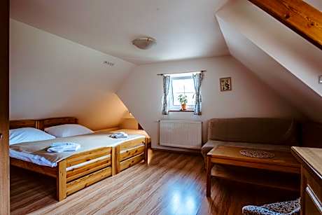 Family Room with Garden View