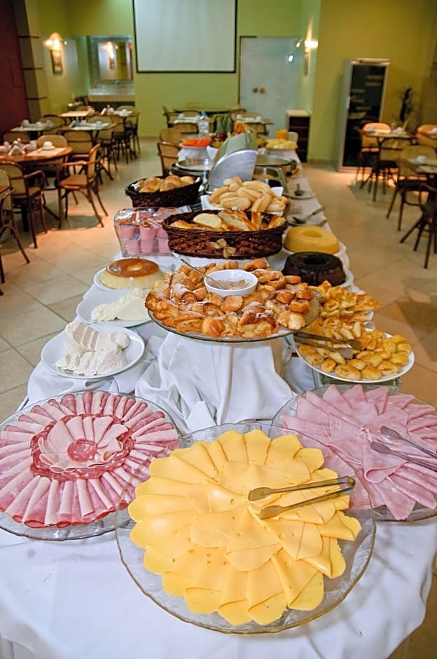 Mont Blanc Apart Hotel Nova Iguacu