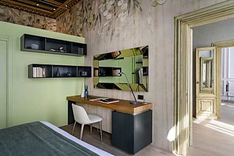 Deluxe Double or Twin Room with Balcony