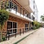 The Ritz Hotel at Garden Oases (Multiple-Use Hotel)
