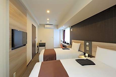 Standard Twin Room - Non-Smoking