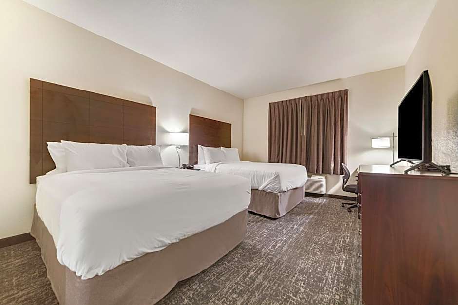 Cobblestone Hotel & Suites - Cozad