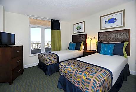 Oceanfront 2 Bedroom Condo