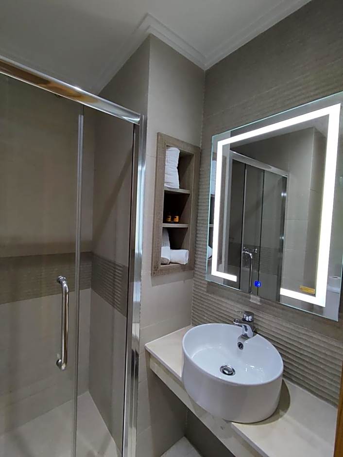 LOTUS HOTEL Casanearshore