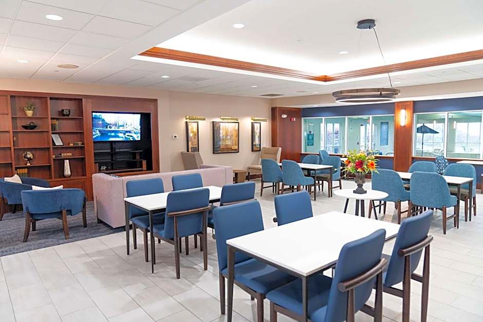 La Quinta Inn & Suites by Wyndham Bannockburn-Deerfield