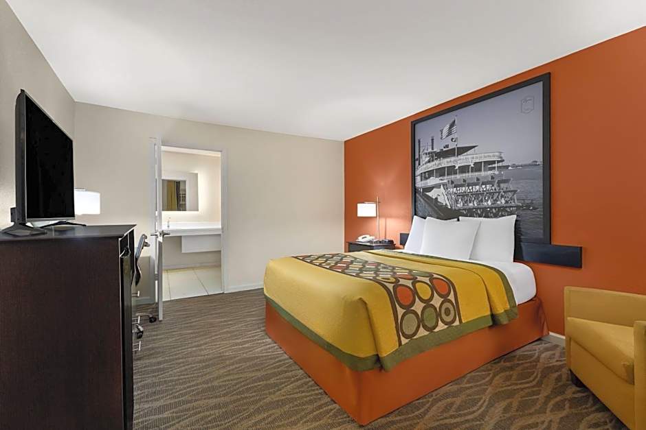 Super 8 by Wyndham New Orleans