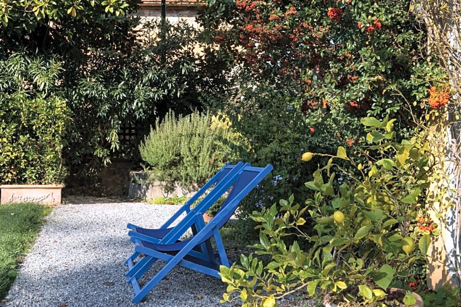 Al Porto Di Lucca B&B