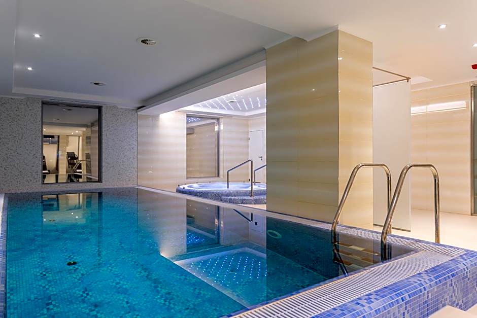 Outlet Hotel Polgár