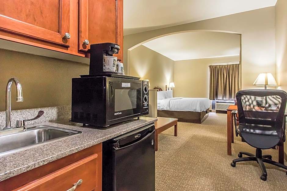 Quality Suites New Iberia