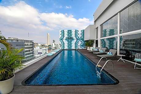 Square Small Luxury Hotel - Nuevo Consulado