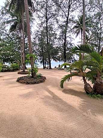 Bungalow with Sea View