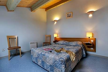 One-Bedroom Apartment with Mezzanine