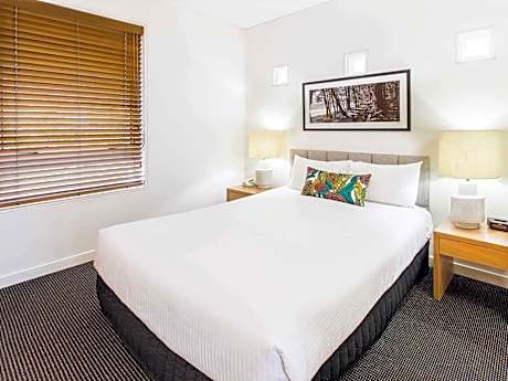 One Bedroom Apartment