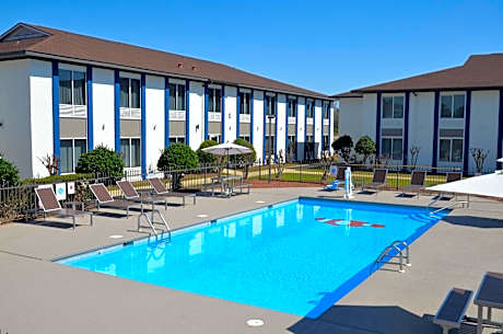 Americas Best Value Inn & Suites Foley Gulf Shores