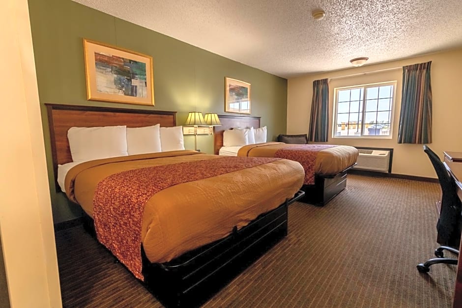 Thunderbird Lodge