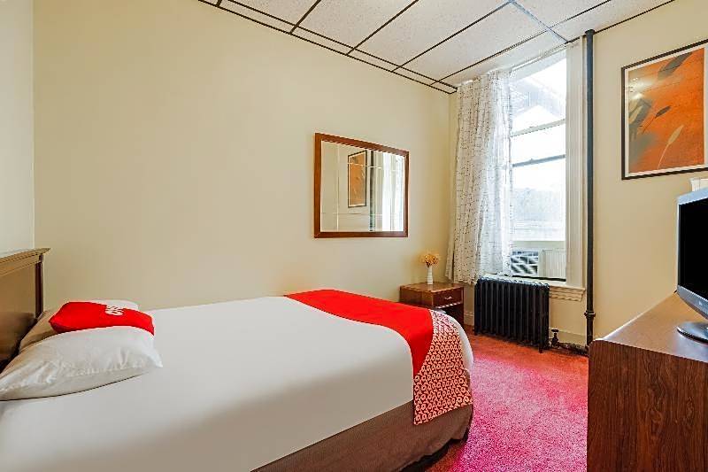 OYO Hotel Bradford Main St PA