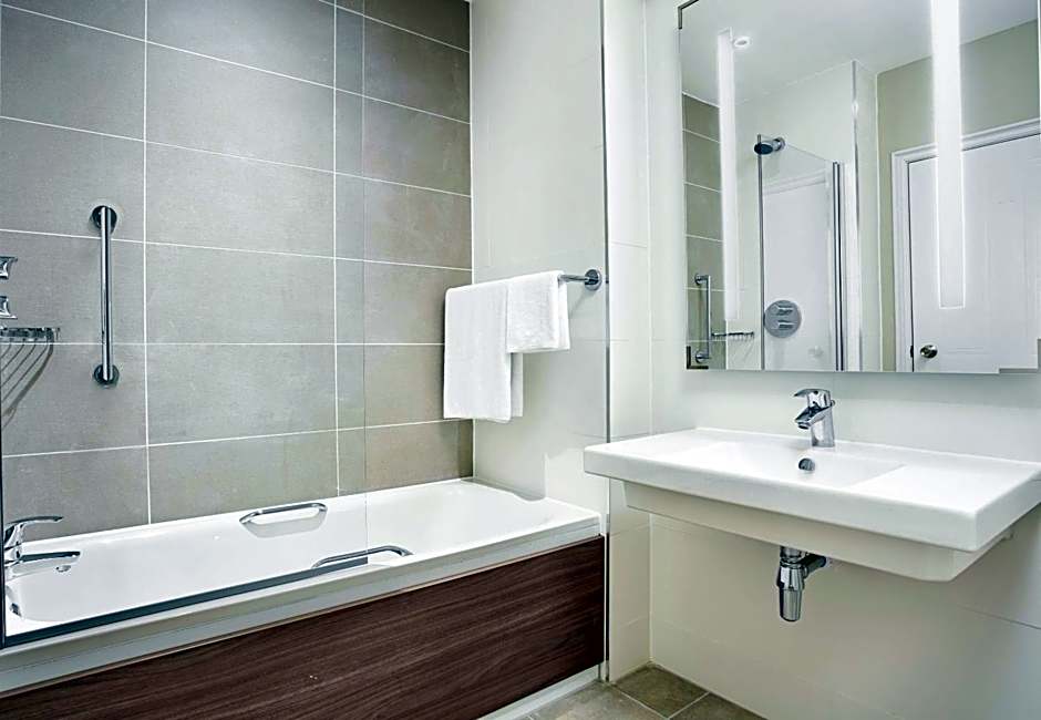 Leonardo Hotel and Conference Venue Hinckley Island