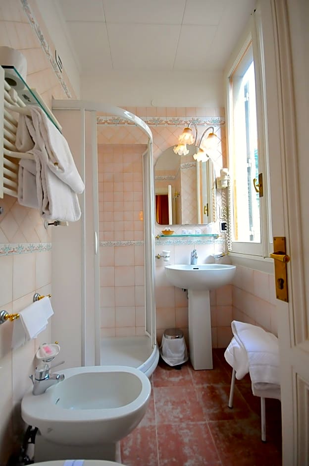 c-hotels De Rose Palace