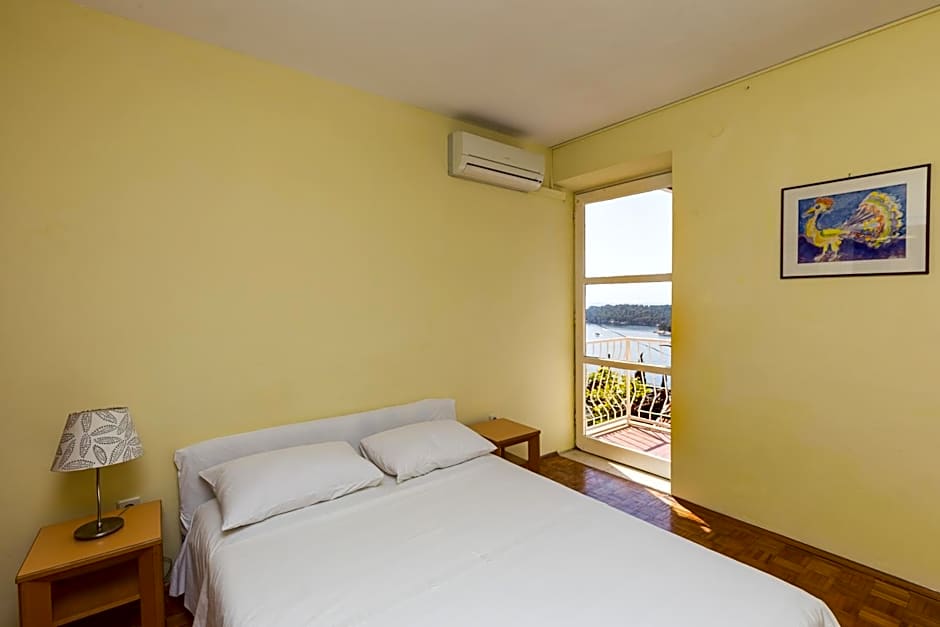 Beautiful Nest Rooms