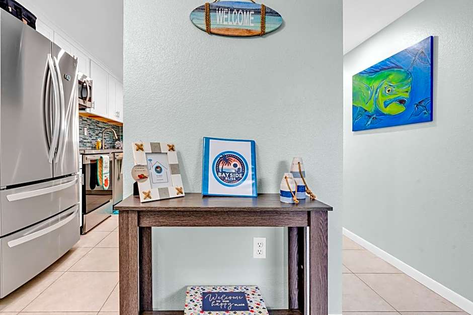 2BR in Key largo w pool and sunset views